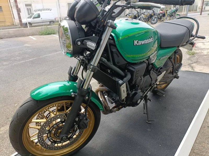 KAWASAKI 650 RS BRIDABLE A2