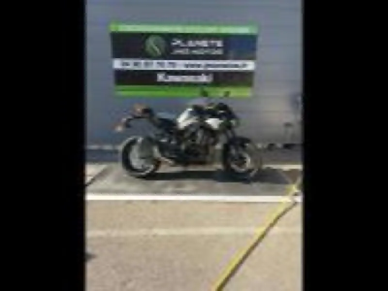 KAWASAKI 900 Z900 1ER MAIN