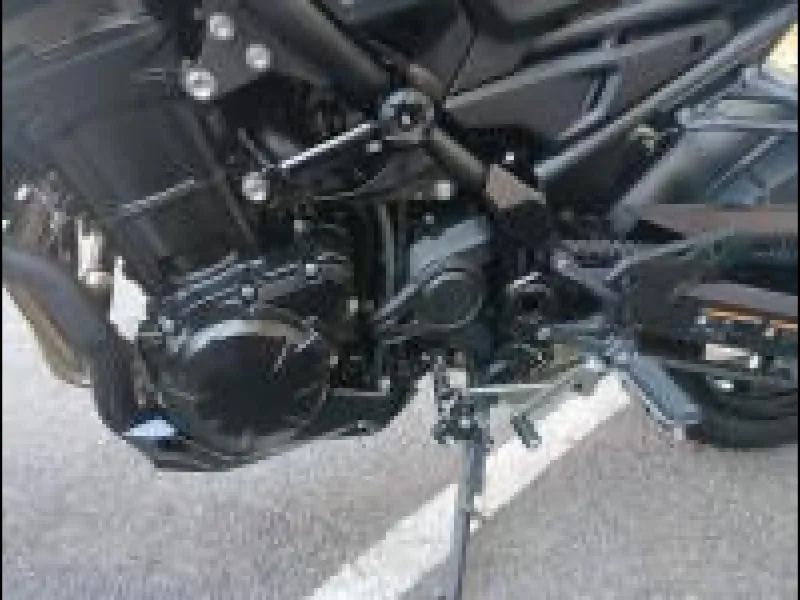 KAWASAKI 900 Z900 1ER MAIN
