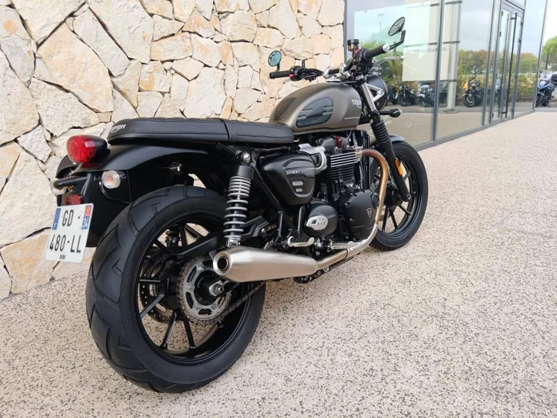 TRIUMPH 900 65cv + options