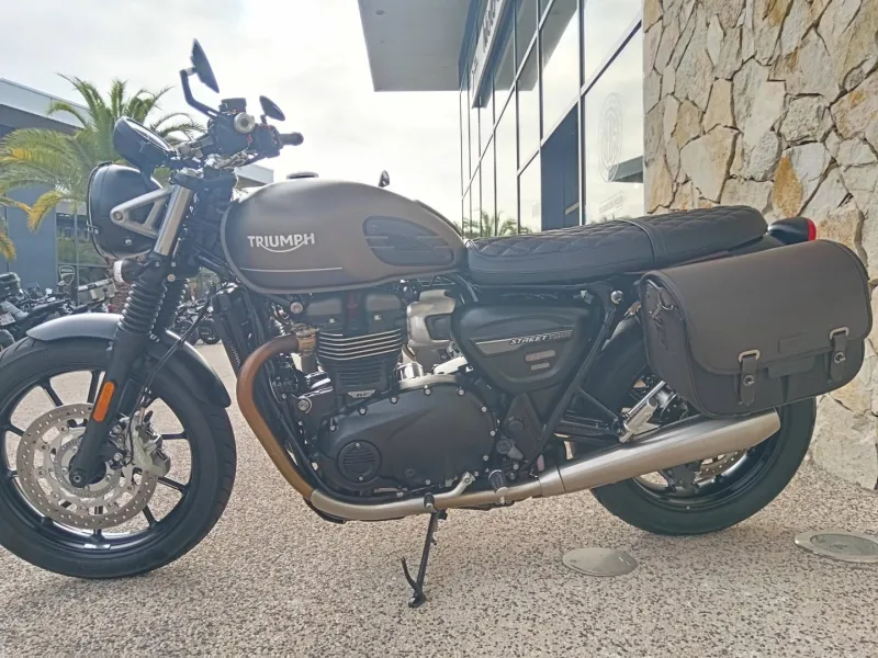 TRIUMPH 900 65cv + options