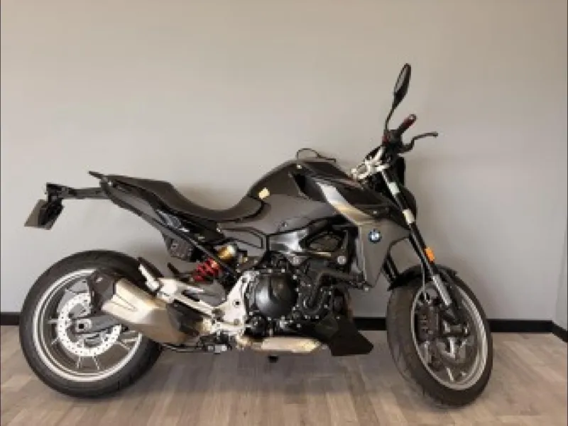 BMW 900 R 8CV