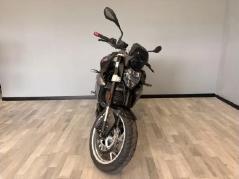 BMW 900 R 8CV