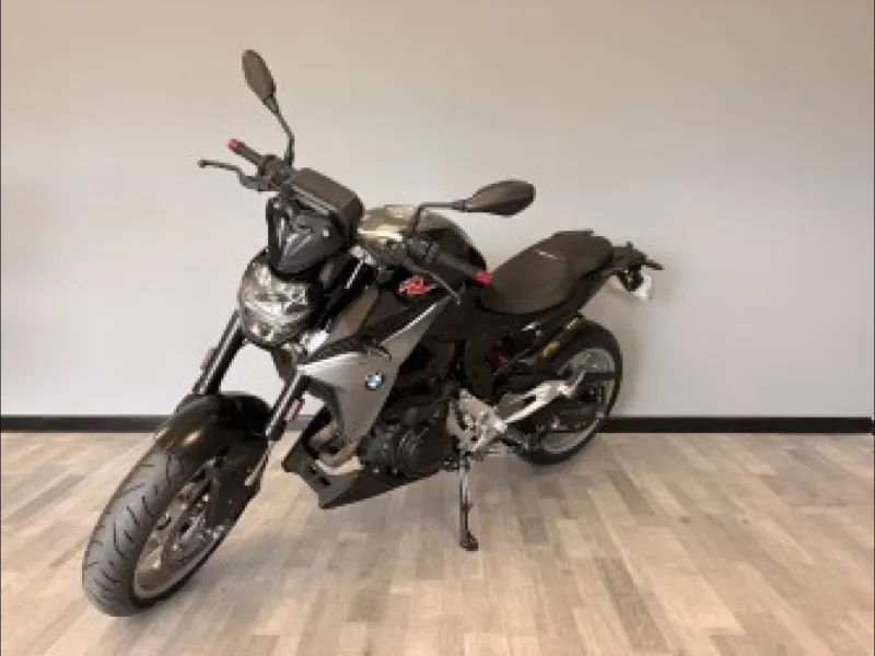 BMW 900 R 8CV