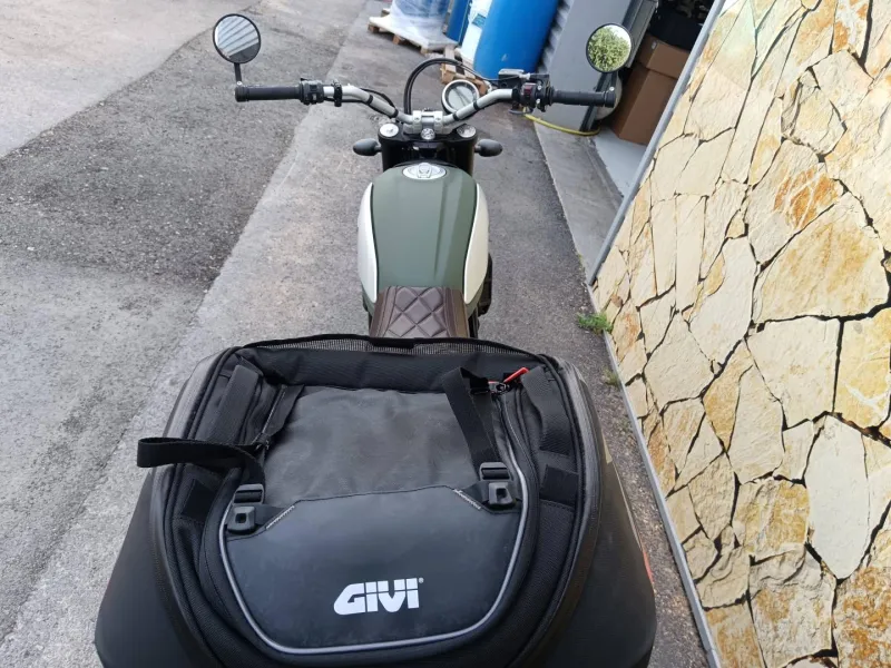 DUCATI 800  Throttle ABS
