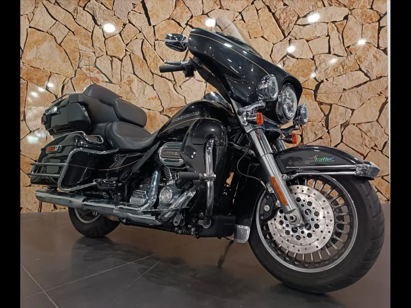 HARLEY-DAVIDSON Electra Glide Ultra Limited 1745 Noir ABS 2017