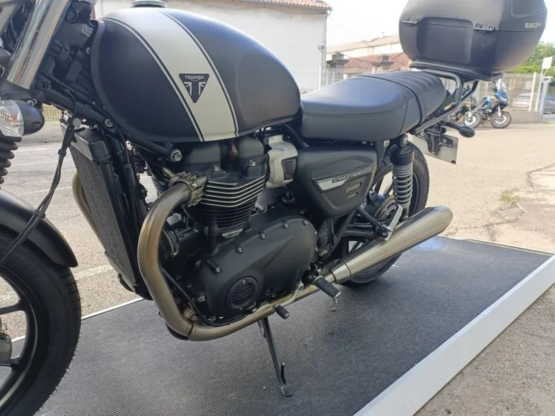 TRIUMPH 900 BRIDER A2 PNEUS NEUF REVISEE