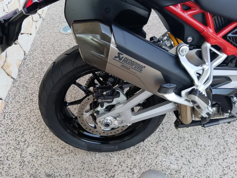 DUCATI V4 S  Travel & Radar