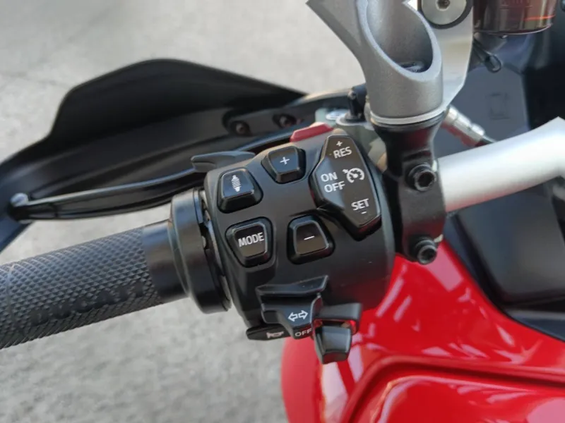 DUCATI V4 Rally Full Adventure + OPTIONS