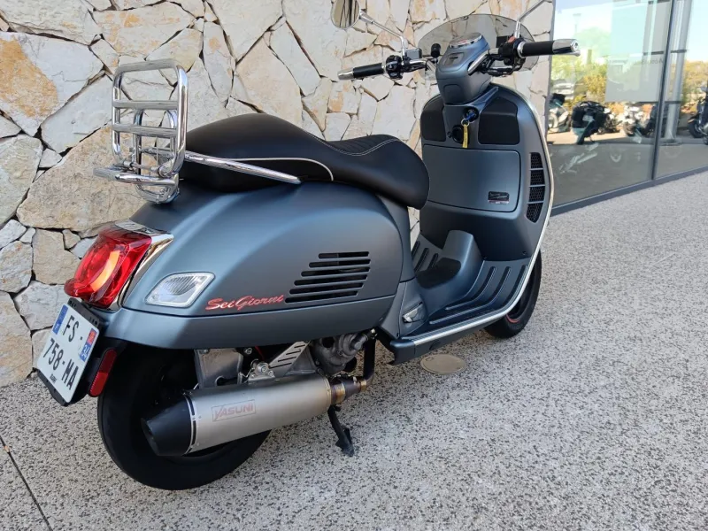 VESPA 300 iget 4V 6 Sei Giorni