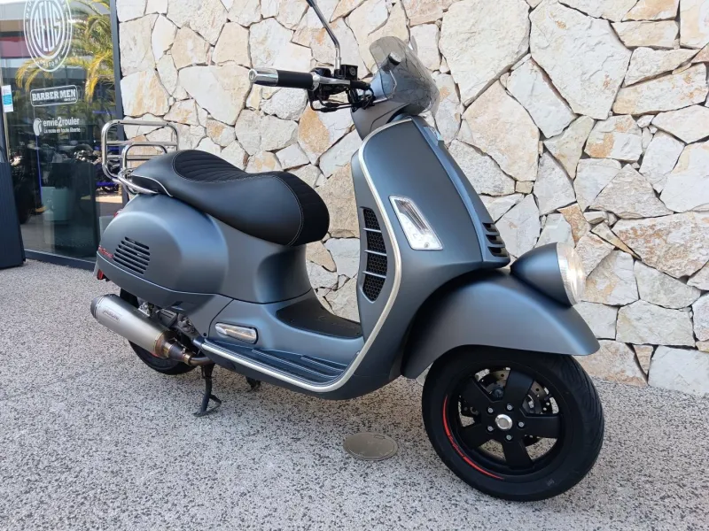 VESPA 300 iget 4V 6 Sei Giorni