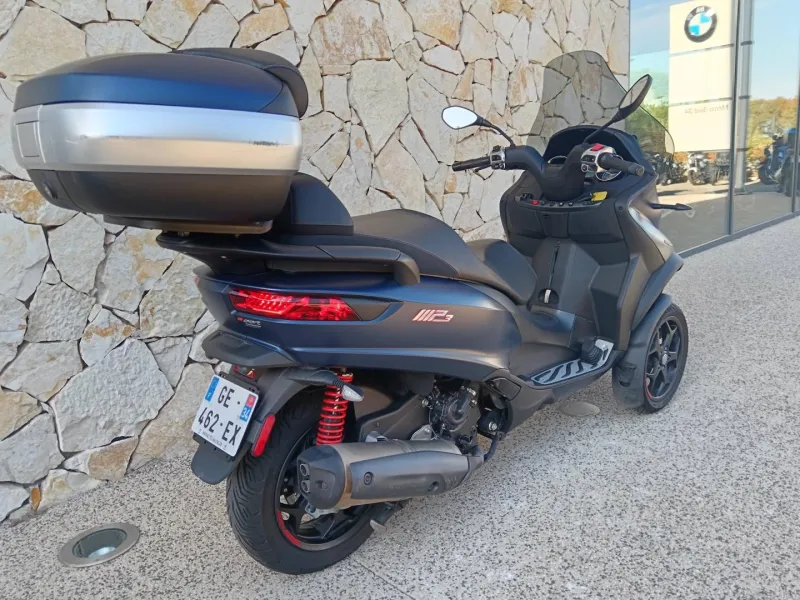 PIAGGIO 500 HPE Sport Advanced ABS top case