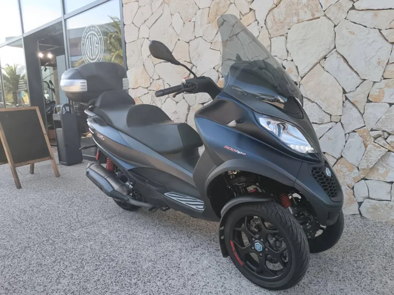 PIAGGIO 500 HPE Sport Advanced ABS top case