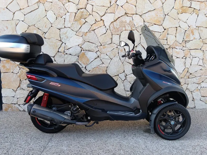 PIAGGIO 500 HPE Sport Advanced ABS top case
