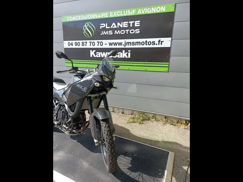 KAWASAKI 500 1ER MAIN A SAISIR GAR 06/05/2030