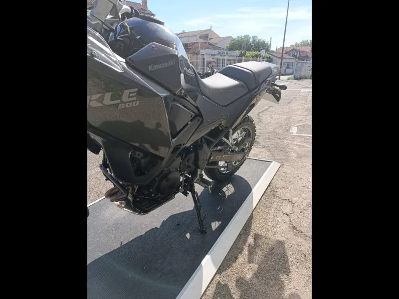 KAWASAKI 500 1ER MAIN A SAISIR GAR 06/05/2030