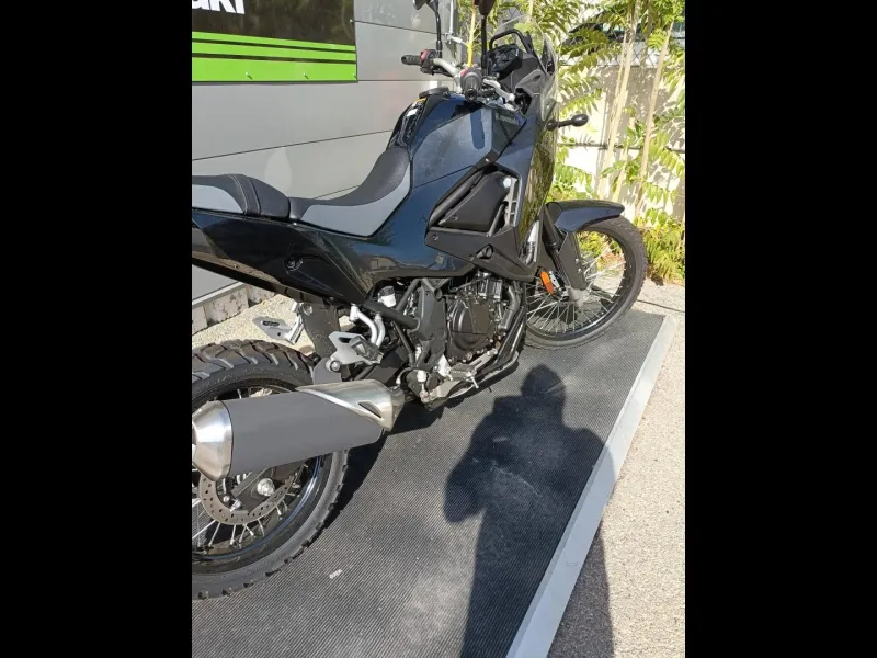 KAWASAKI 500 1ER MAIN A SAISIR GAR 06/05/2030