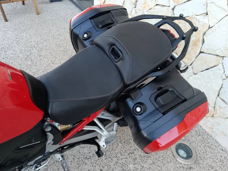 DUCATI V4 S 1160 Travel & Radar + OPTIONS. V4S