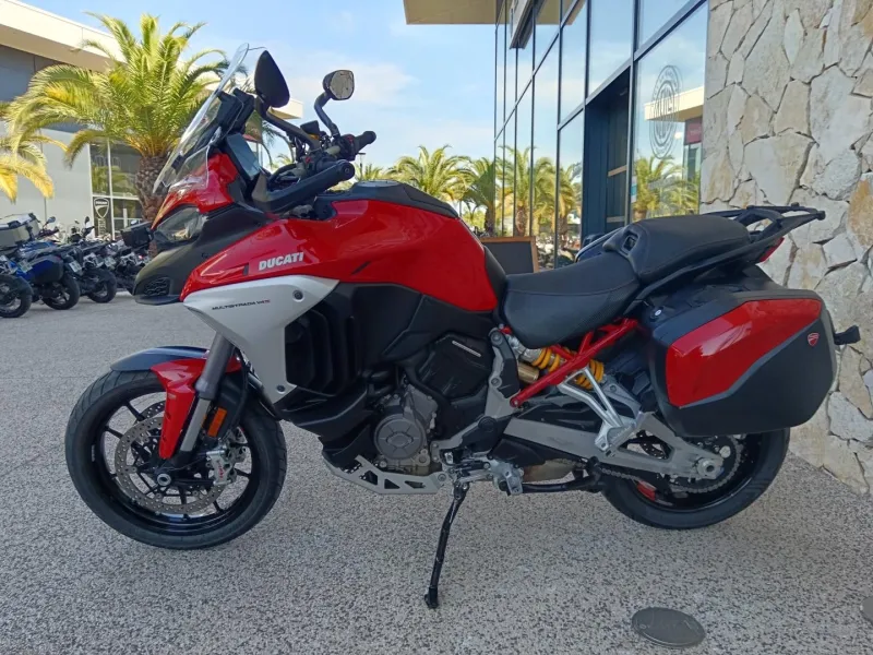 DUCATI V4 S 1160 Travel & Radar + OPTIONS. V4S