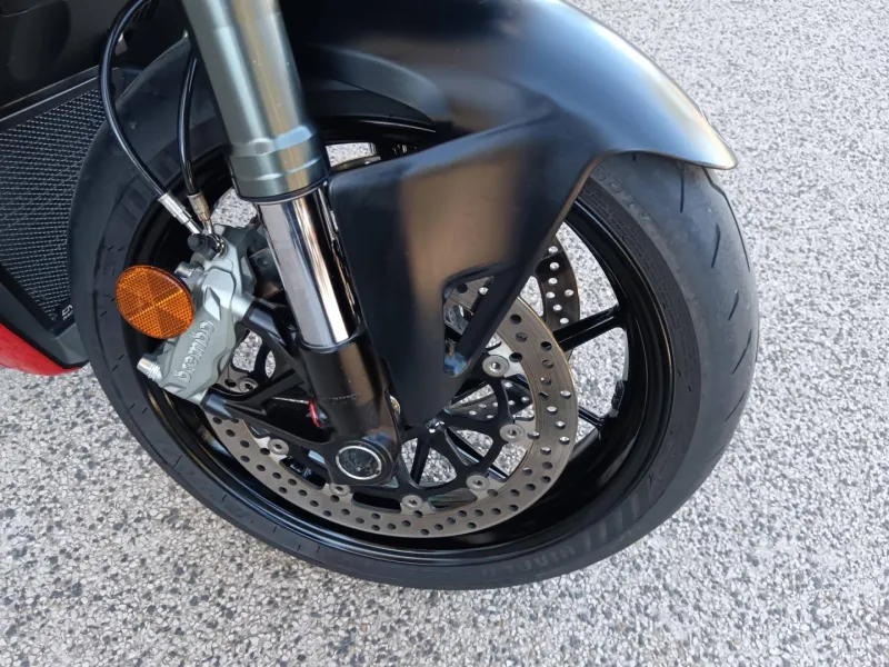 DUCATI V2 955
