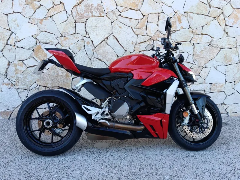 DUCATI V2 955