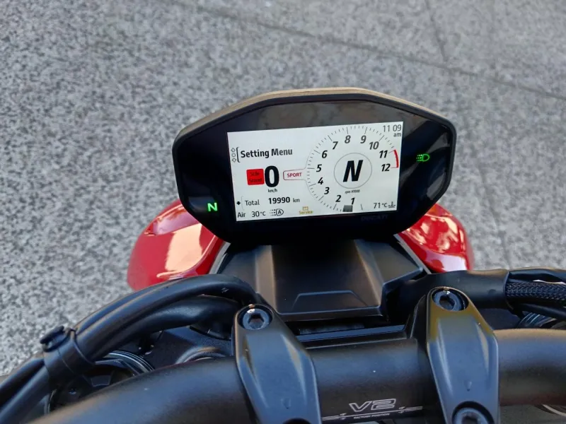 DUCATI V2 955