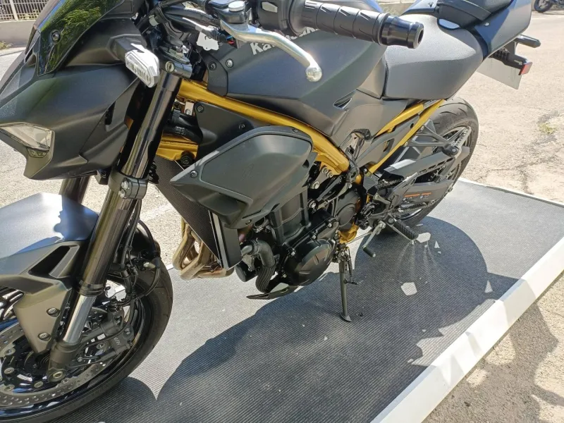 KAWASAKI 900 BRIDER A2