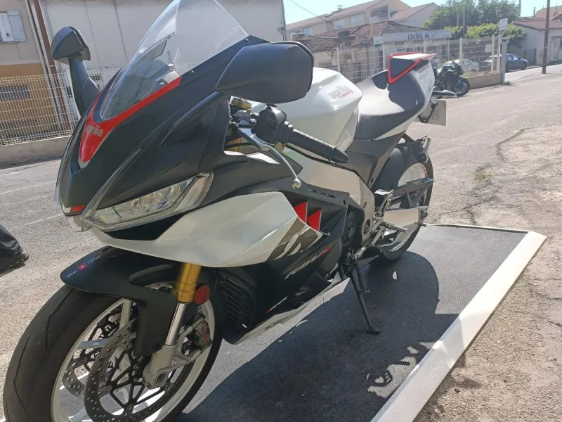 APRILIA 1100 POT AKRAPOVIC
