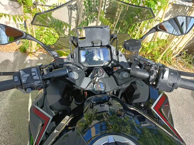 KAWASAKI NINJA 1000 SX PACK TOURER + PACK SPORT(pot akrapovic...ect...)