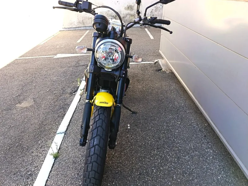 DUCATI Scrambler 800 Icon ABS dépôt-vente