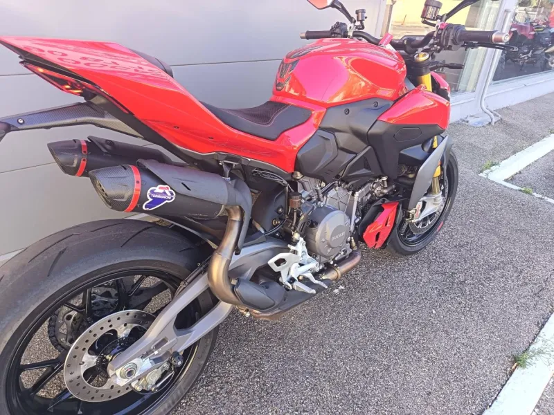 DUCATI 890 Streetfighter V2 S 1ère main Termignoni