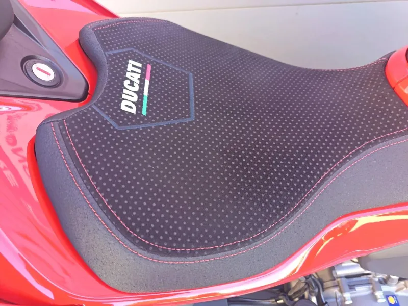 DUCATI 890 Streetfighter V2 S 1ère main Termignoni