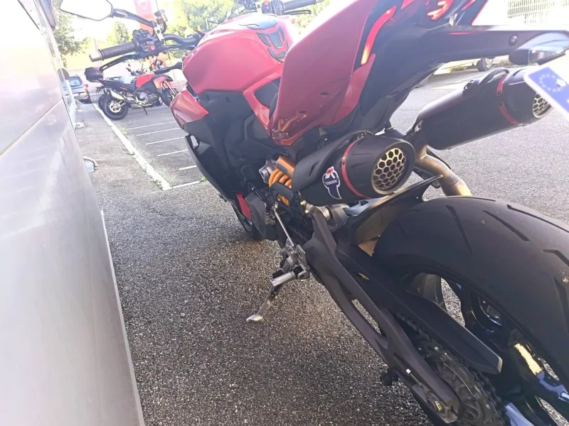 DUCATI 890 Streetfighter V2 S 1ère main Termignoni