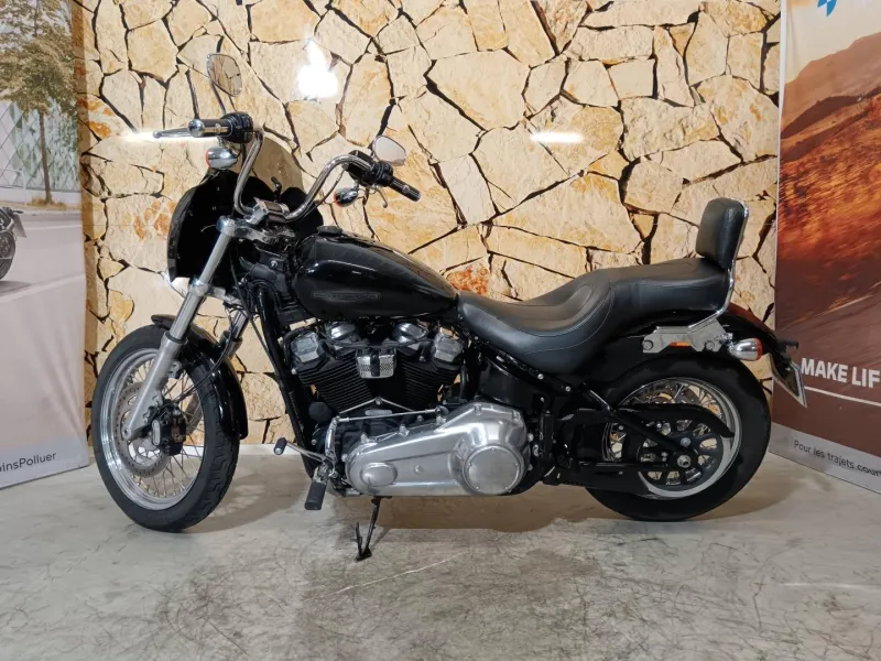 HARLEY-DAVIDSON Softail Standard 1745 Noir