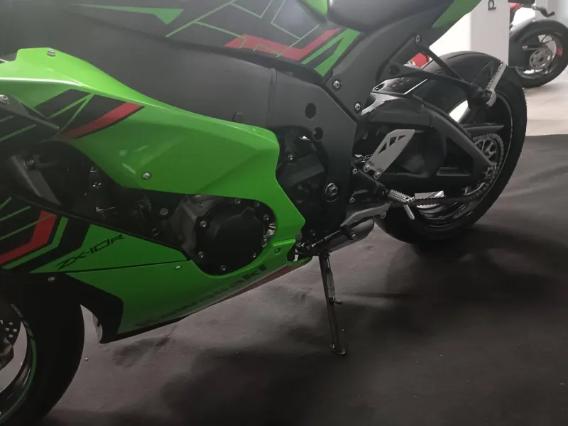 KAWASAKI -10R ( ZX10R ZX10 R )+ GARANTIE 15/12/2027