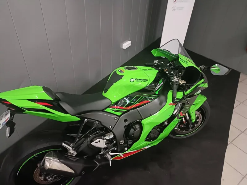 KAWASAKI -10R ( ZX10R ZX10 R )+ GARANTIE 15/12/2027