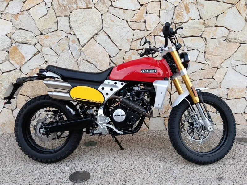 FANTIC 125 Scrambler