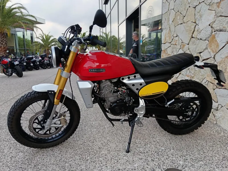FANTIC 125 Scrambler