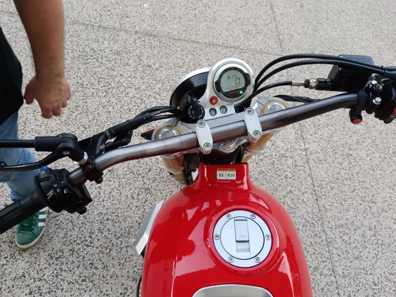 FANTIC 125 Scrambler