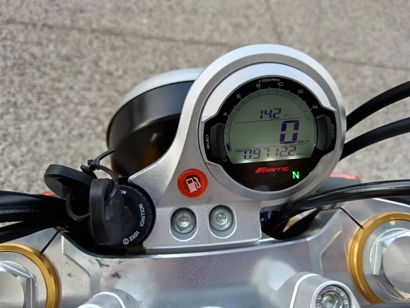 FANTIC 125 Scrambler