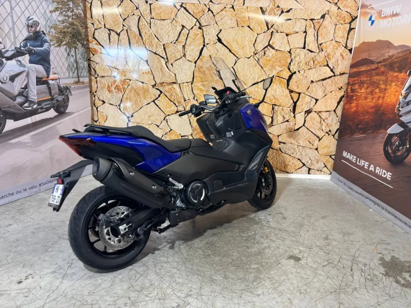 YAMAHA XP TMAX 562 2026