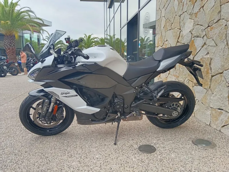 KAWASAKI 1000 SX 2021 Ninja