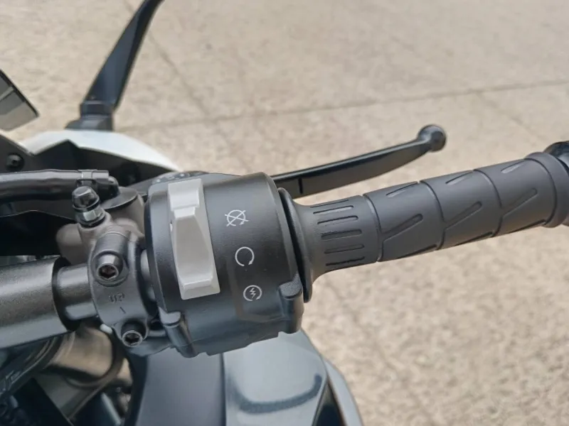 KAWASAKI 1000 SX 2021 Ninja