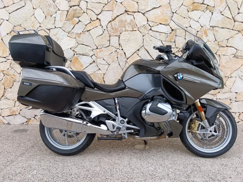 BMW 1250 RT Style Elégance + TOP CASE