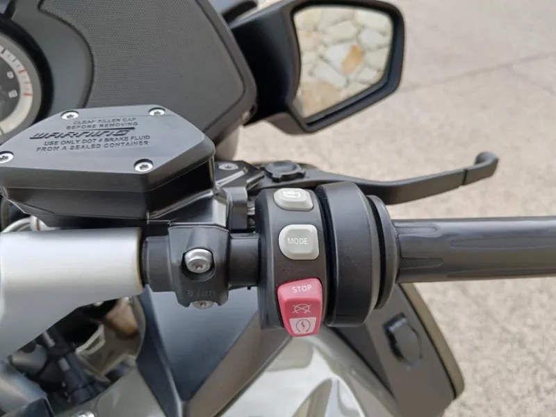BMW 1250 RT Style Elégance + TOP CASE