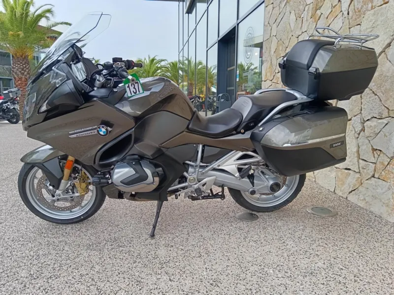 BMW 1250 RT Style Elégance + TOP CASE