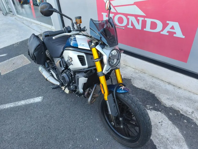 CF MOTO MT 650