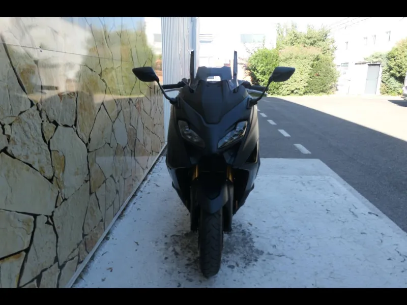 YAMAHA 560 Tech Max TMAX