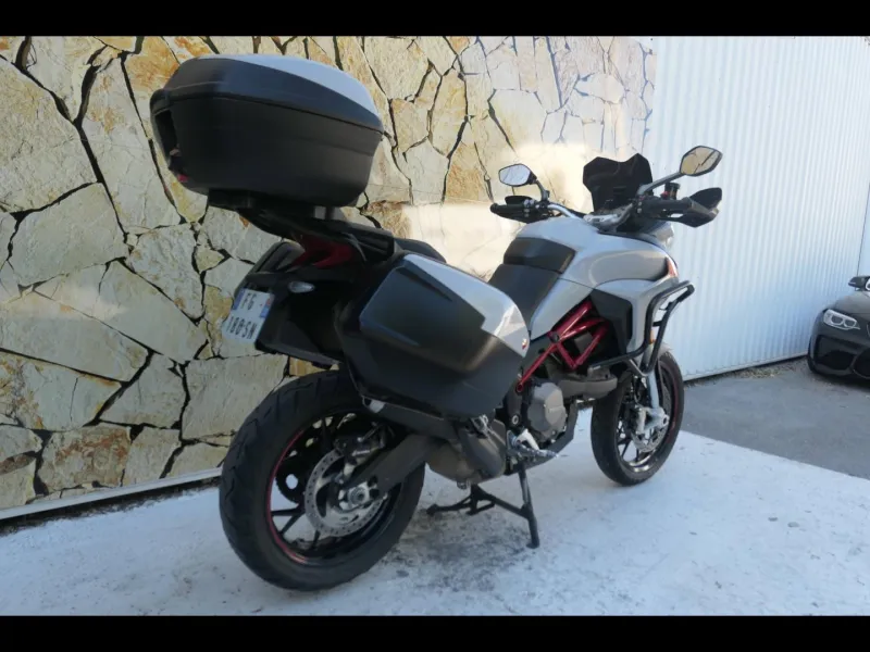 DUCATI V2S + Options ( V2 S )