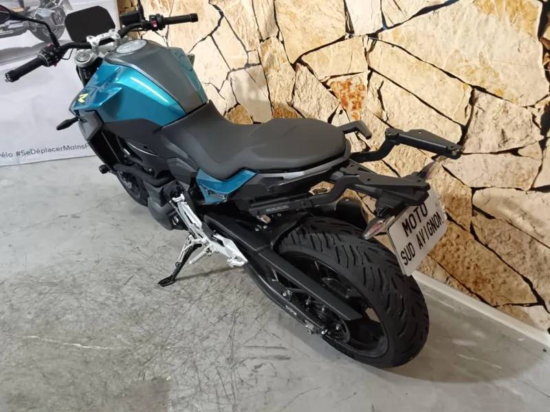 BMW F 900 R A2 2025